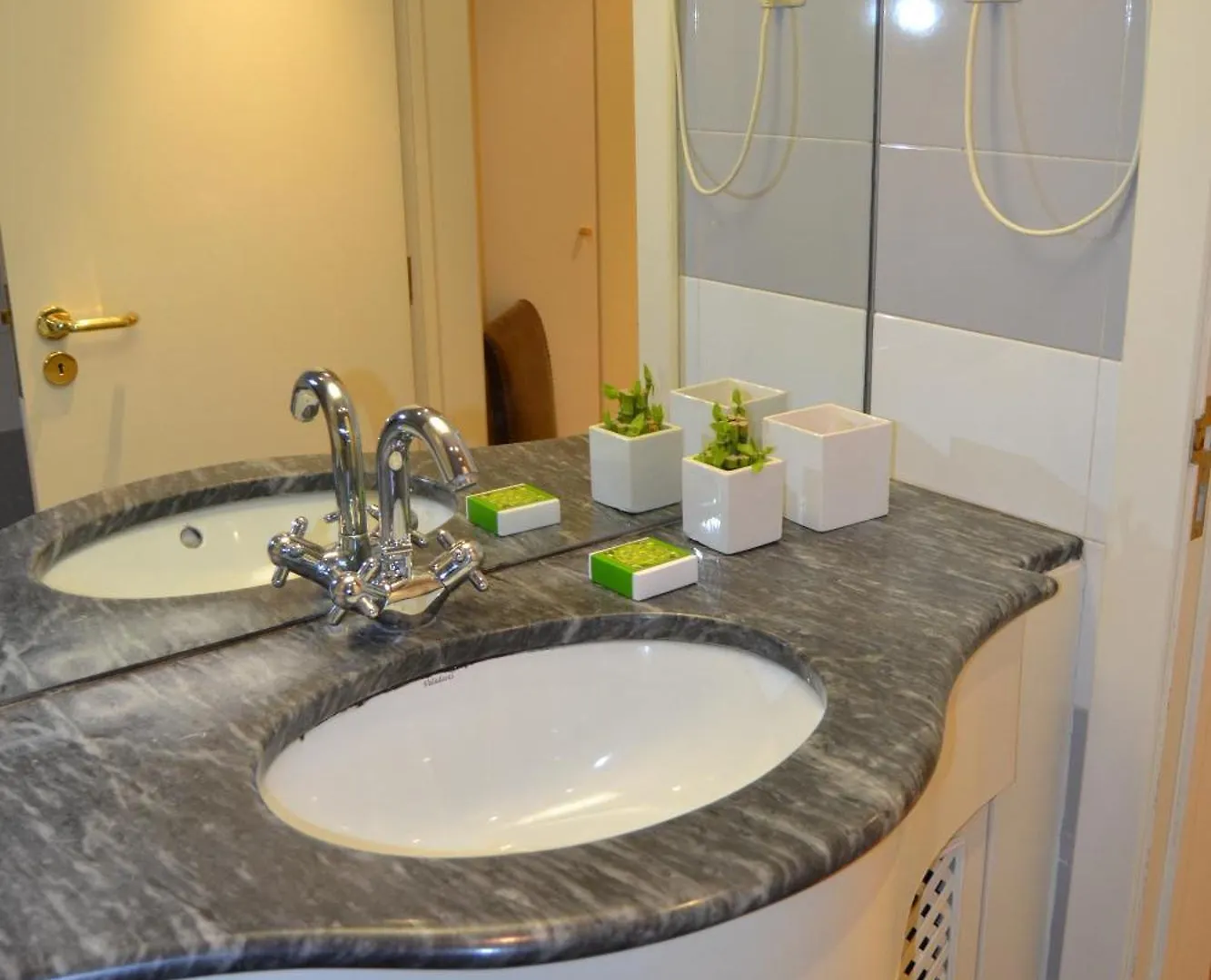 All In One City Flat Lisboa Apartman